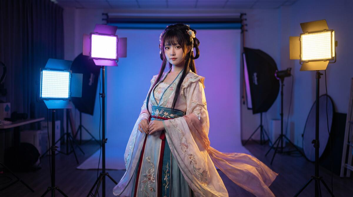 萝莉岛文化研究者刘婷